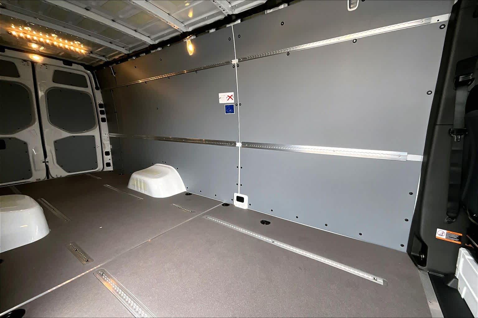 Thumbnail: 2026 Mercedes-Benz Sprinter - 12