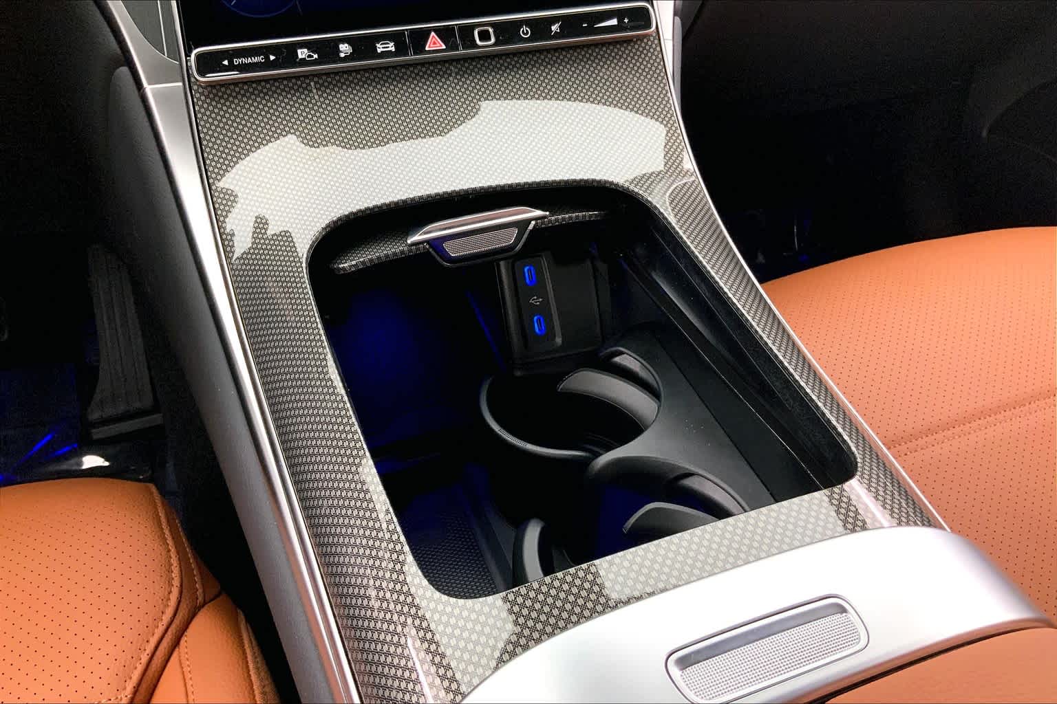 Thumbnail: 2025 Mercedes-Benz GLC - 23