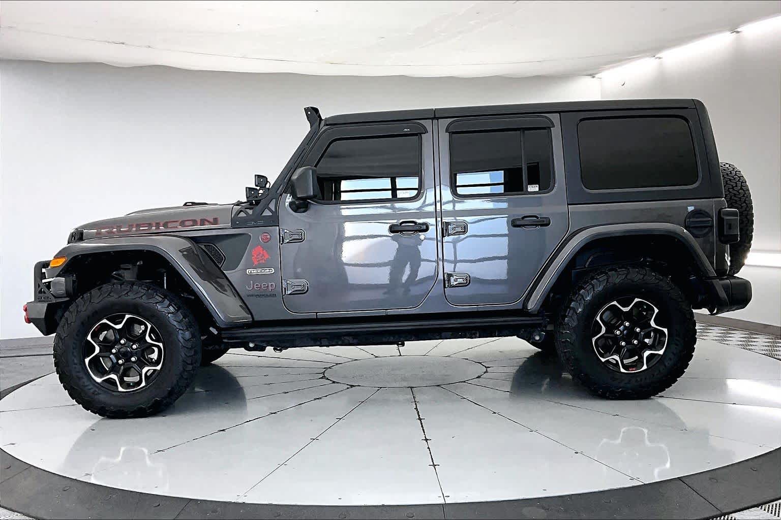 Thumbnail: 2020 Jeep Wrangler - 3