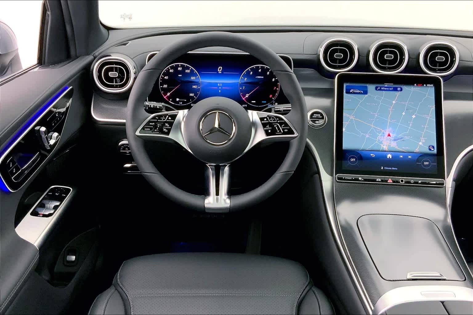 Thumbnail: 2025 Mercedes-Benz GLC - 15