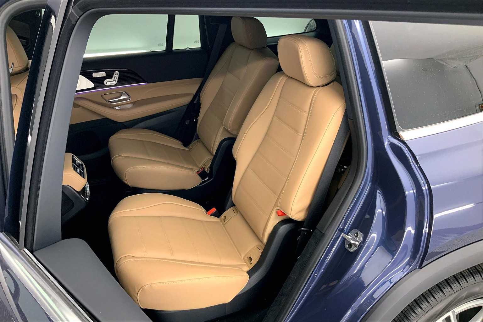 Thumbnail: 2026 Mercedes-Benz GLS - 13