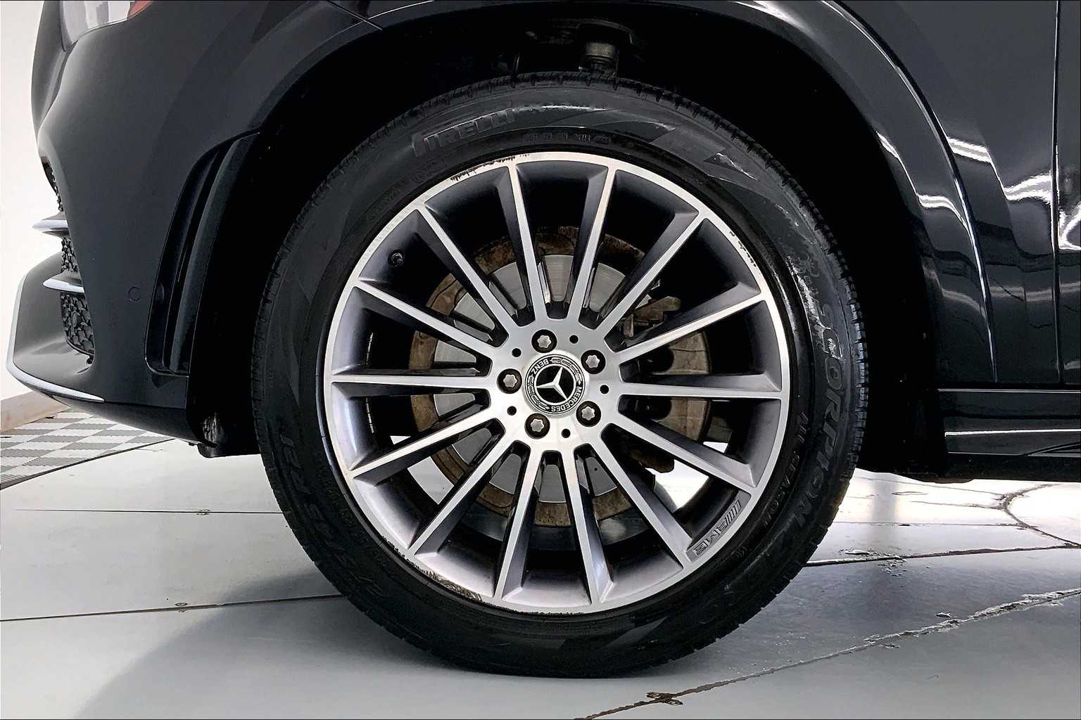 Thumbnail: 2023 Mercedes-Benz GLE - 8