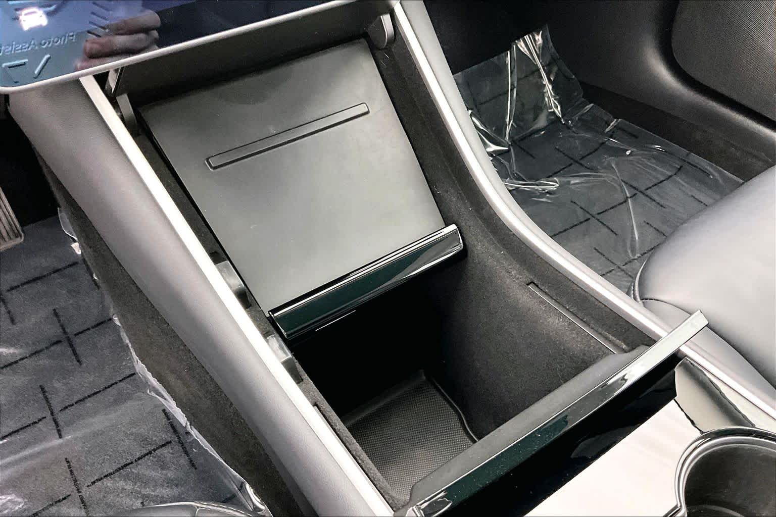 Thumbnail: 2020 Tesla Model 3 - 27