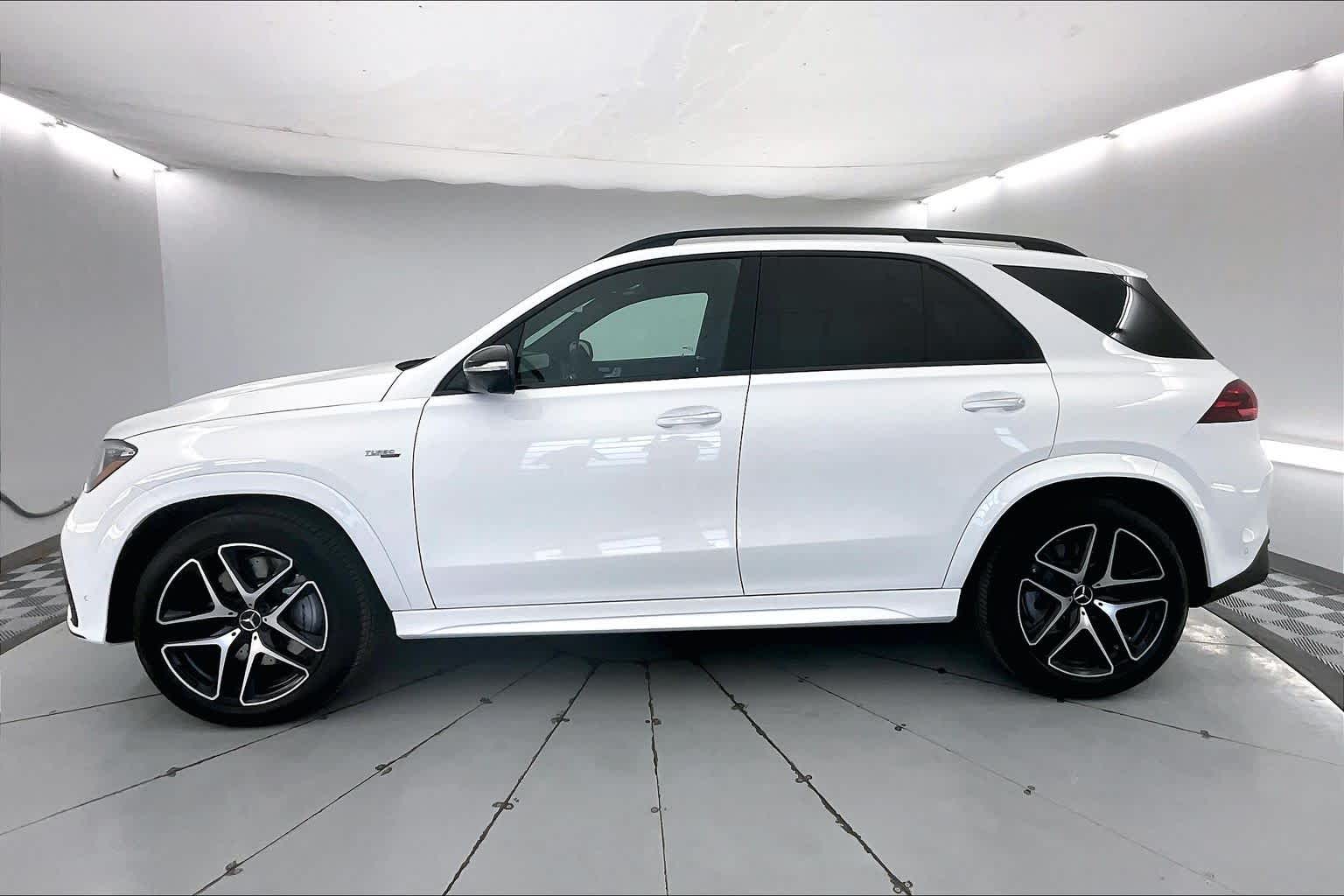 Thumbnail: 2026 Mercedes-Benz GLE - 3