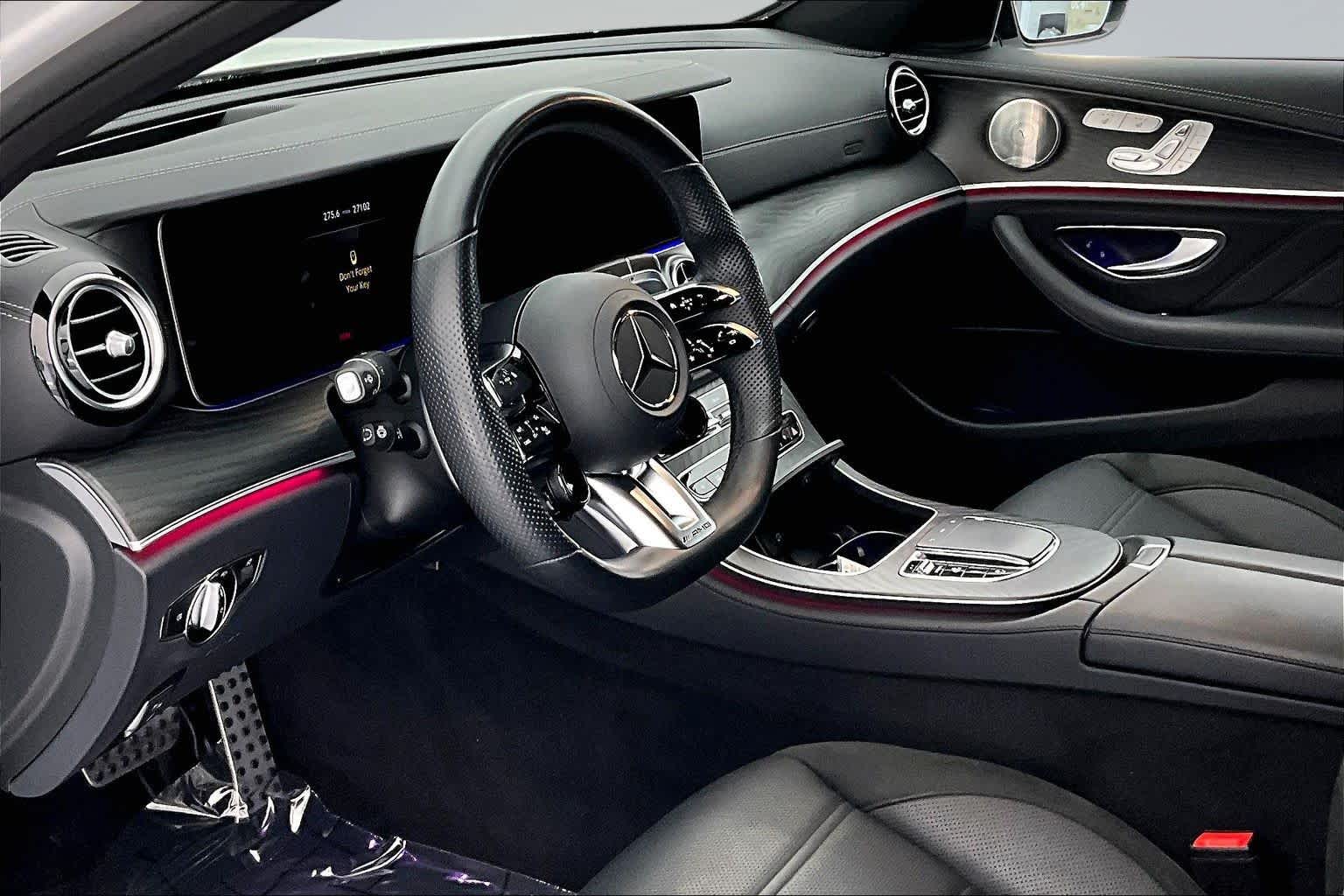 Thumbnail: 2022 Mercedes-Benz E-Class - 2