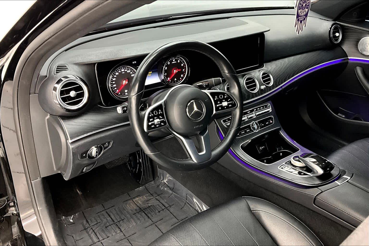 Thumbnail: 2019 Mercedes-Benz E-Class - 2