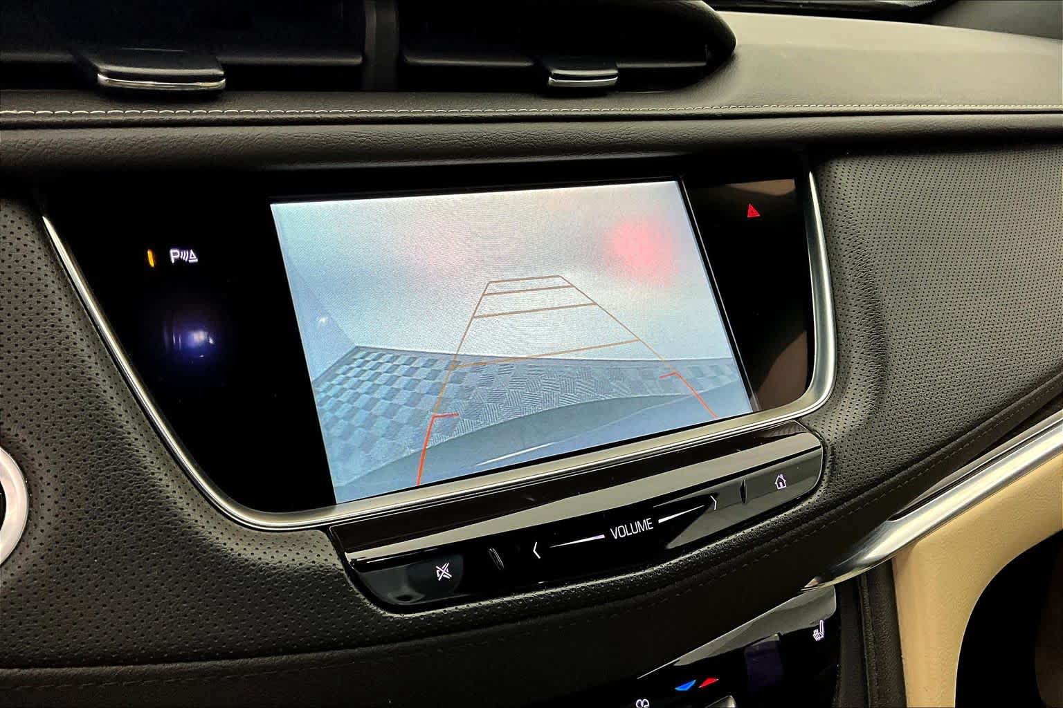 Thumbnail: 2019 Cadillac XT5 - 21