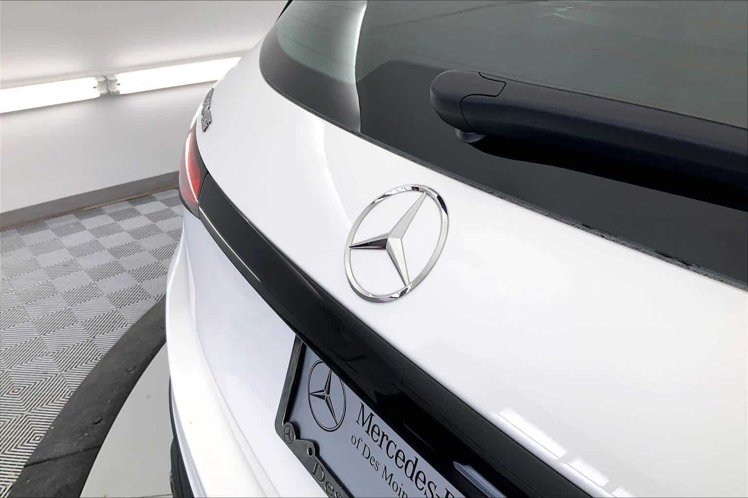 Thumbnail: 2025 Mercedes-Benz GLC - 7