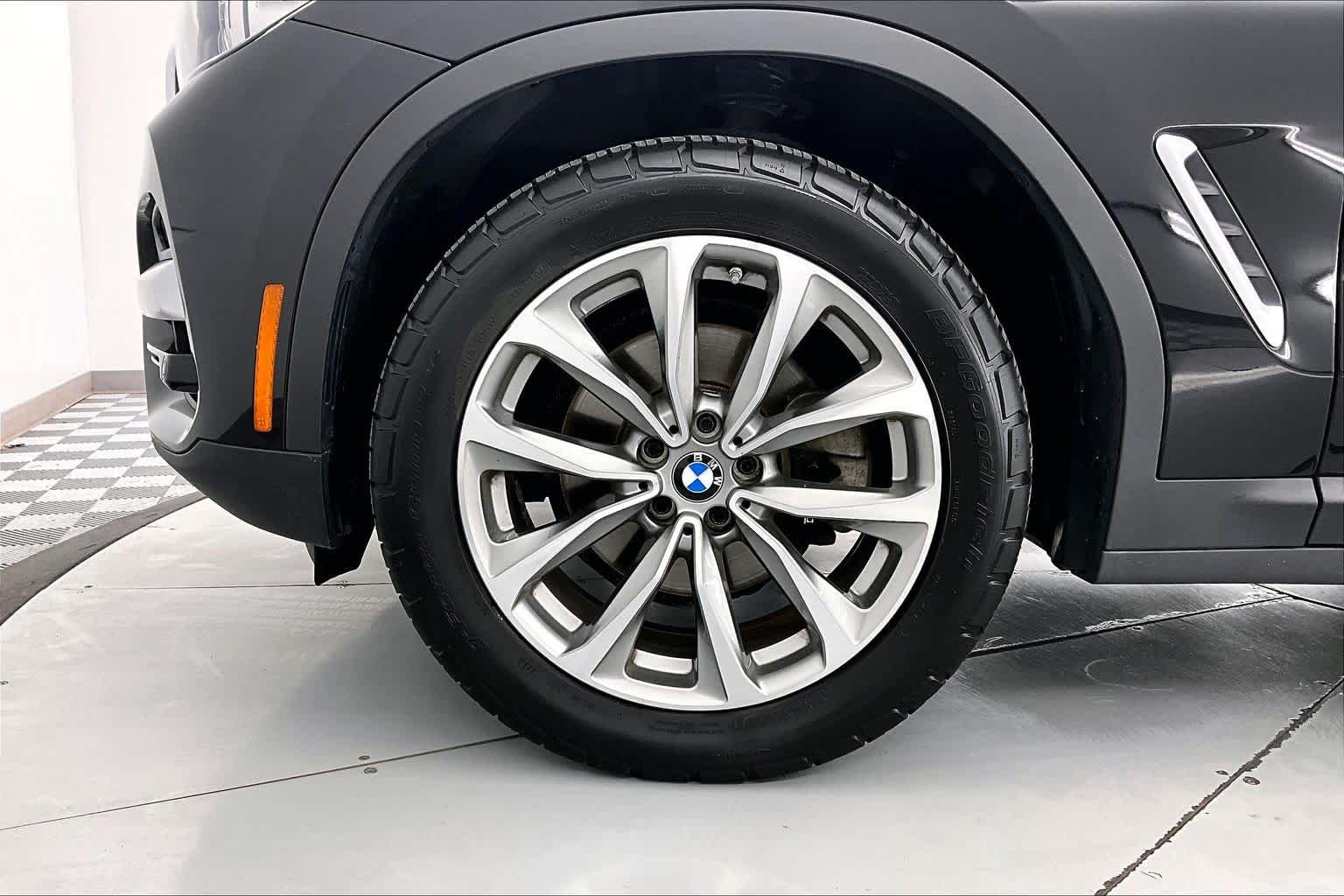 Thumbnail: 2019 BMW X3 - 8