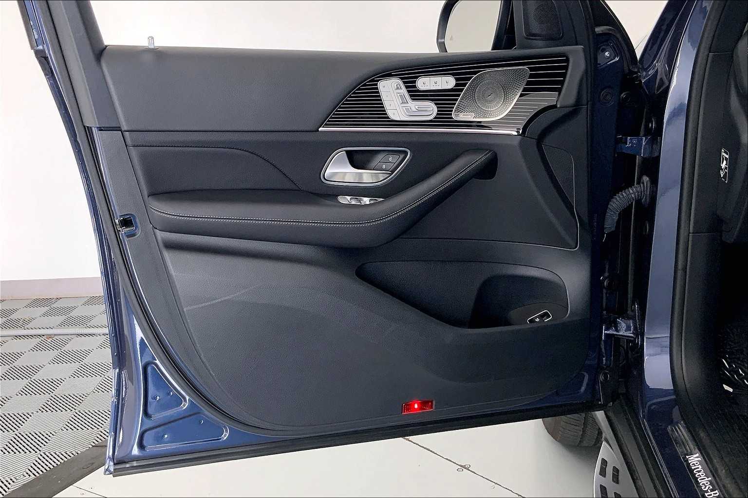 Thumbnail: 2024 Mercedes-Benz GLE - 23