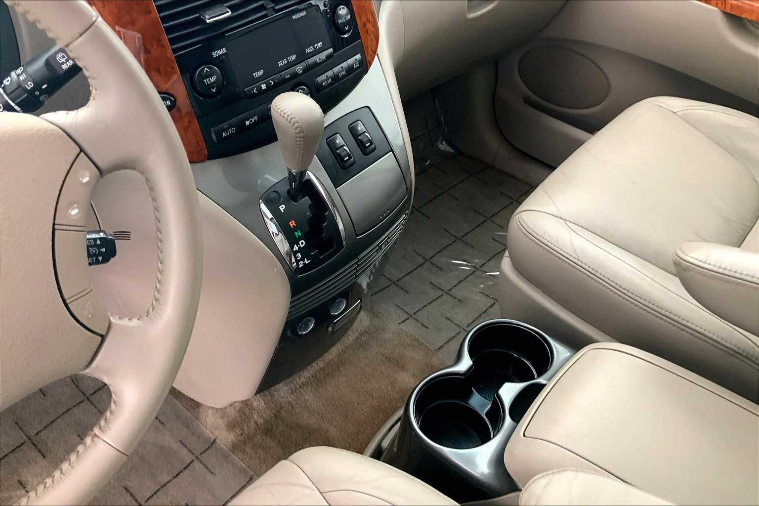 Thumbnail: 2008 Toyota Sienna - 17