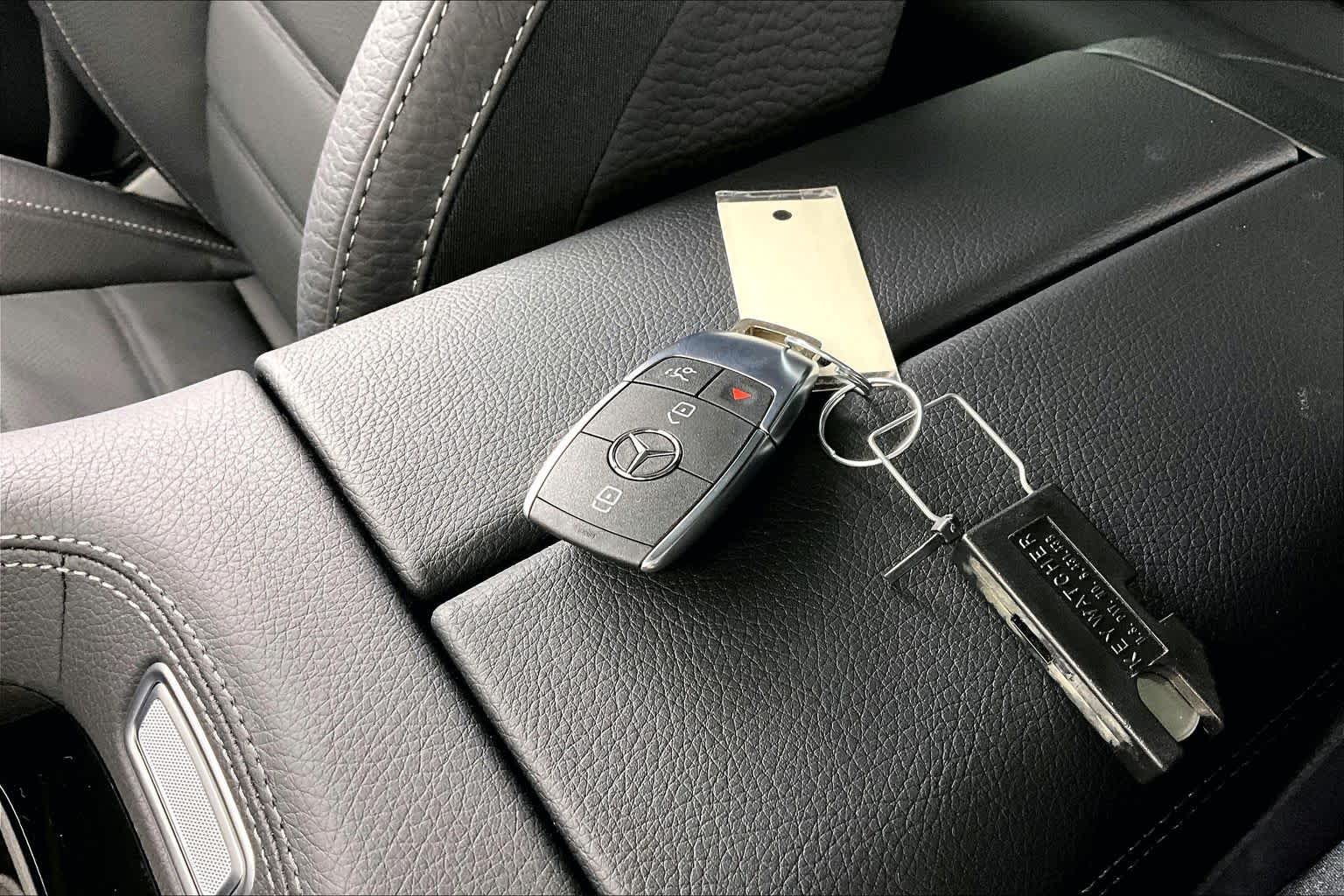 Thumbnail: 2026 Mercedes-Benz GLE - 20