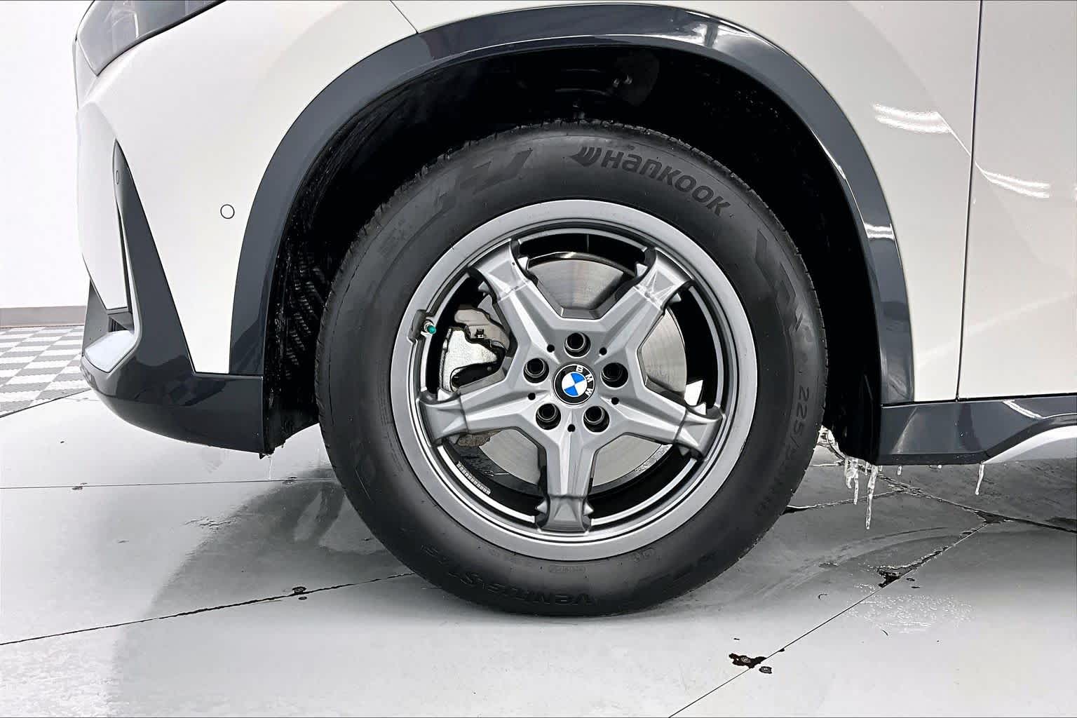Thumbnail: 2025 BMW X1 - 8