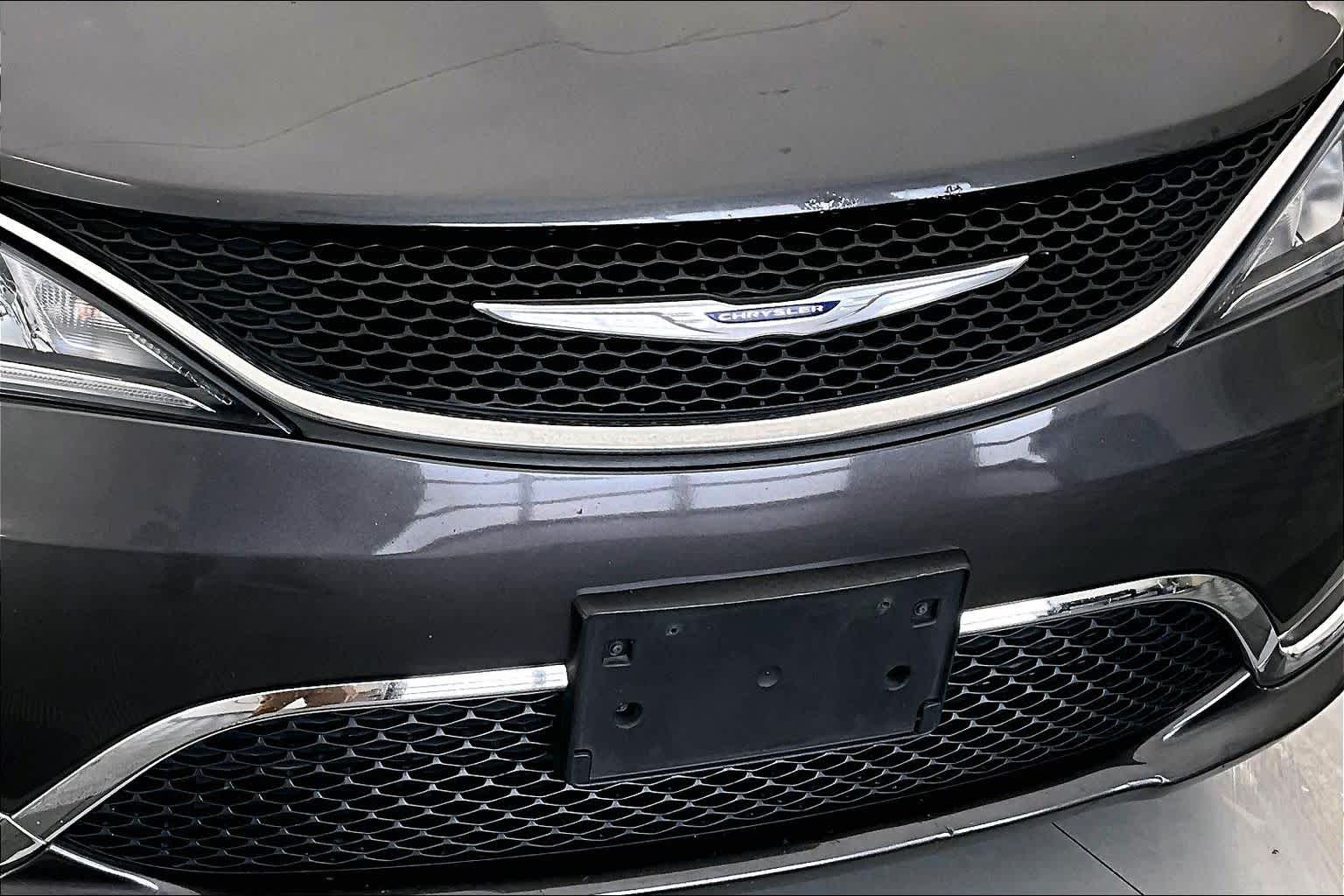 Thumbnail: 2018 Chrysler Pacifica - 26