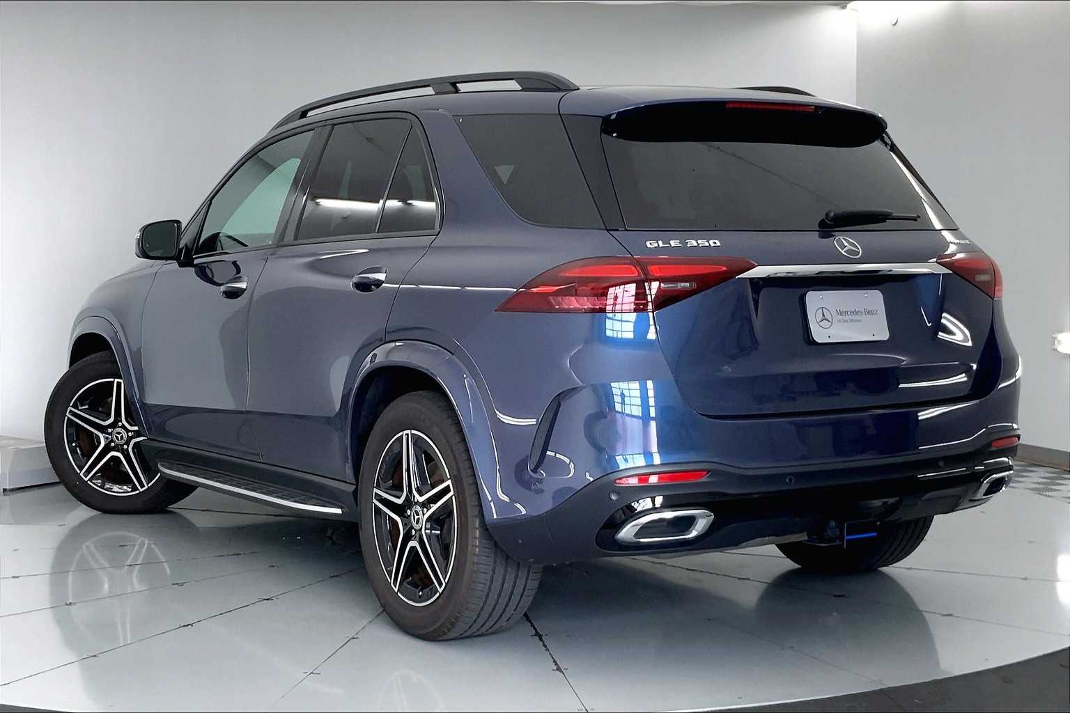 Thumbnail: 2024 Mercedes-Benz GLE - 4