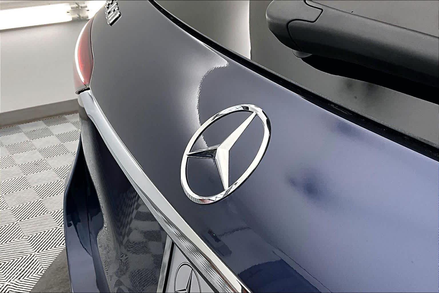 Thumbnail: 2026 Mercedes-Benz GLE - 22