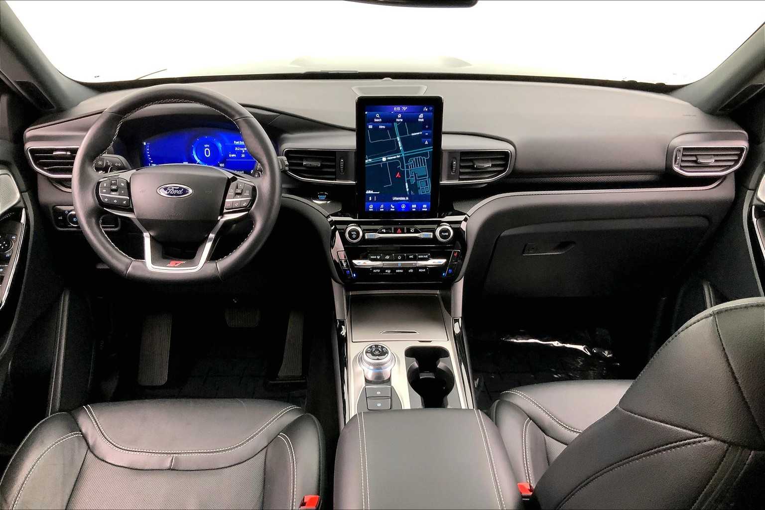 Thumbnail: 2023 Ford Explorer - 10