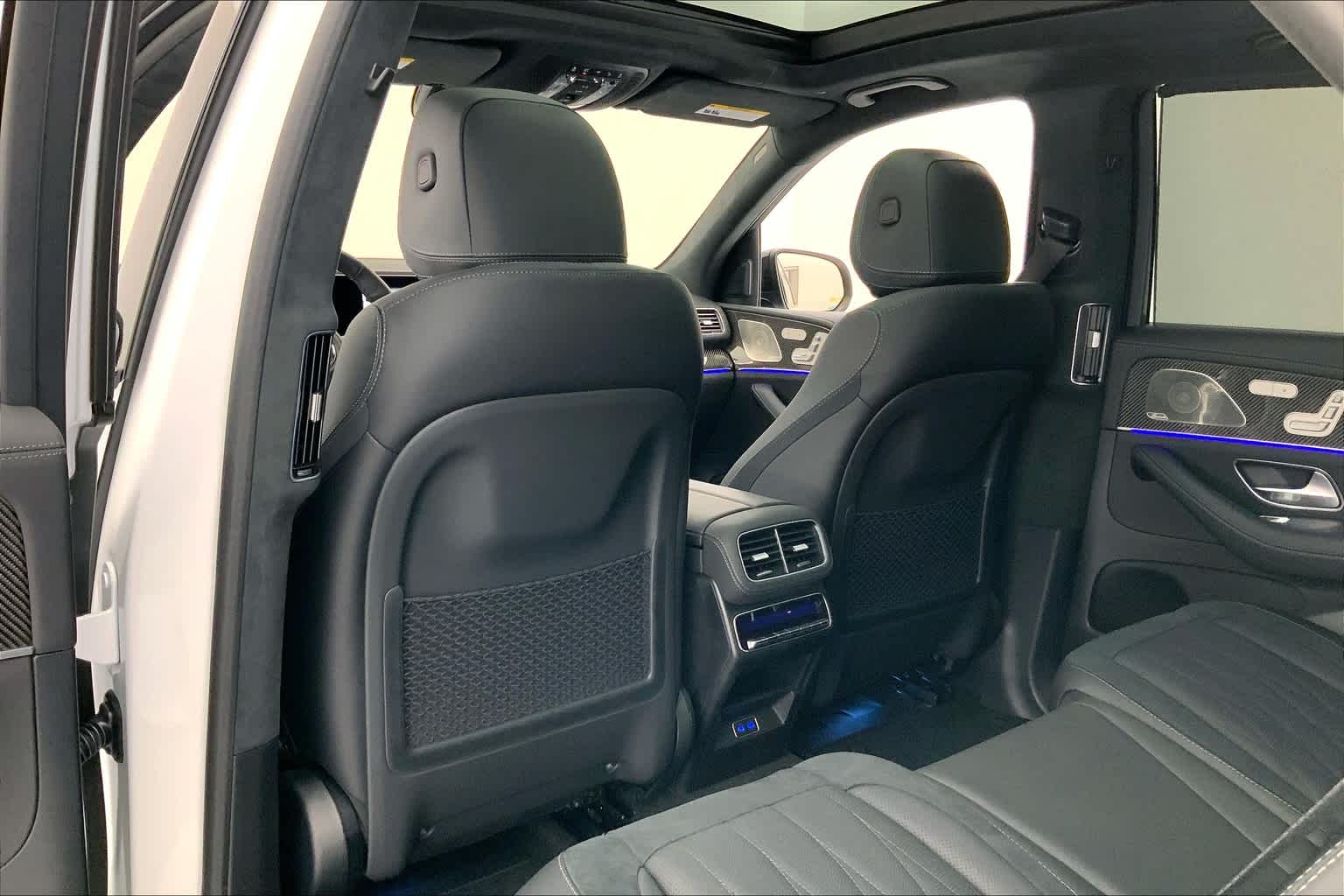 Thumbnail: 2025 Mercedes-Benz GL-Class - 10