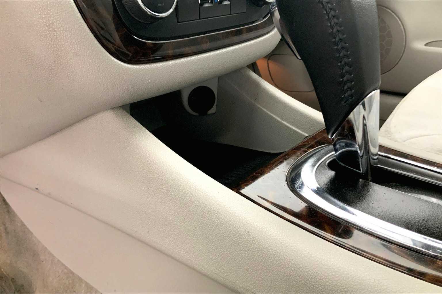 Thumbnail: 2013 Chevrolet Impala - 26