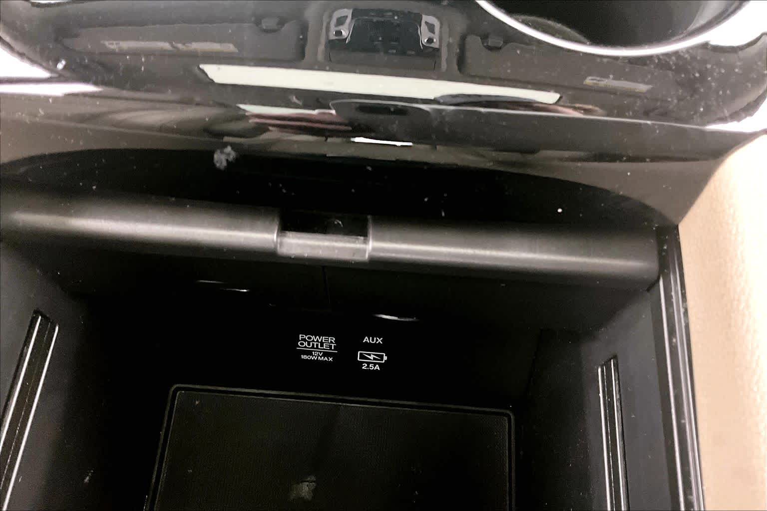 Thumbnail: 2019 Honda Pilot - 28