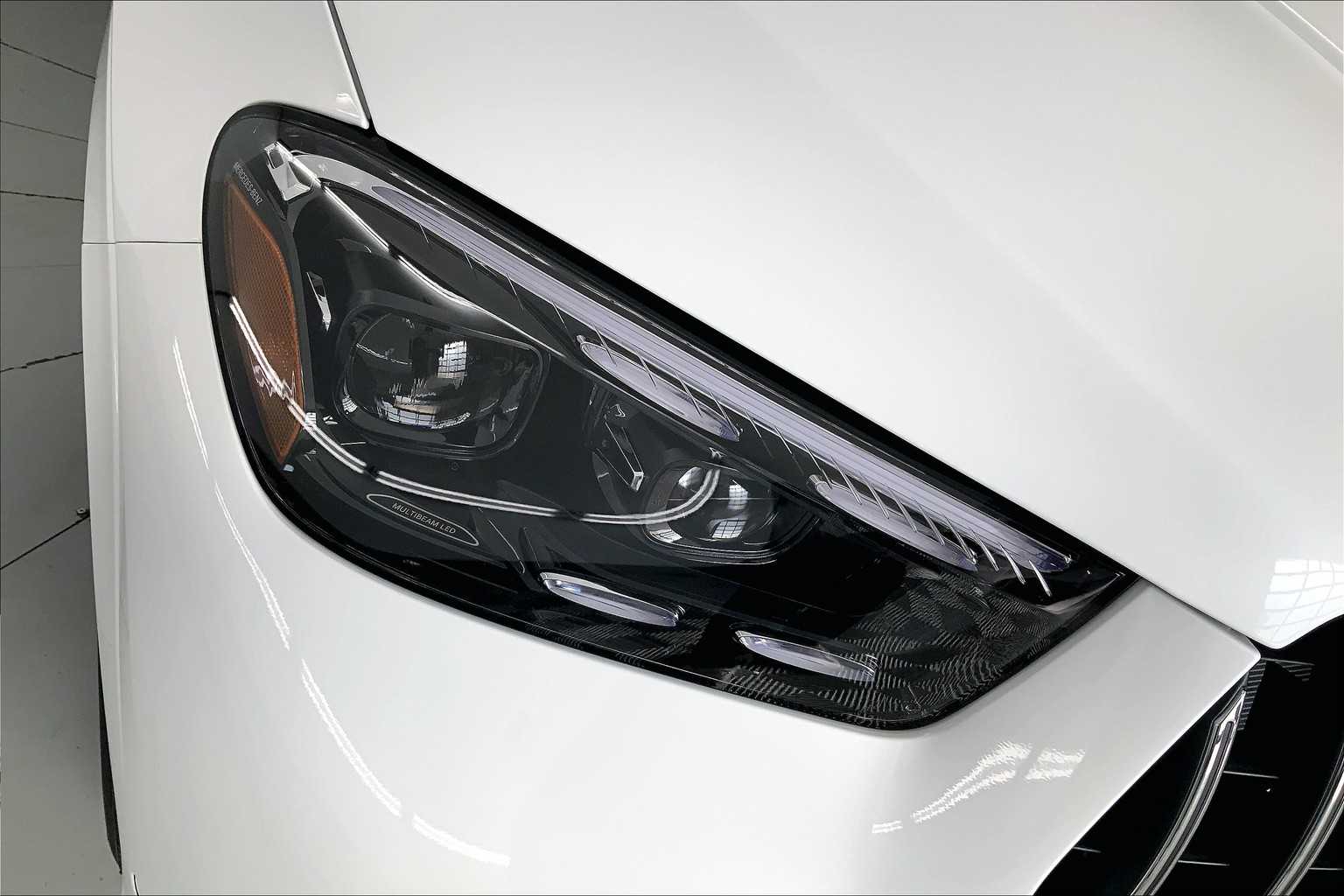 Thumbnail: 2025 Mercedes-Benz GLE - 21