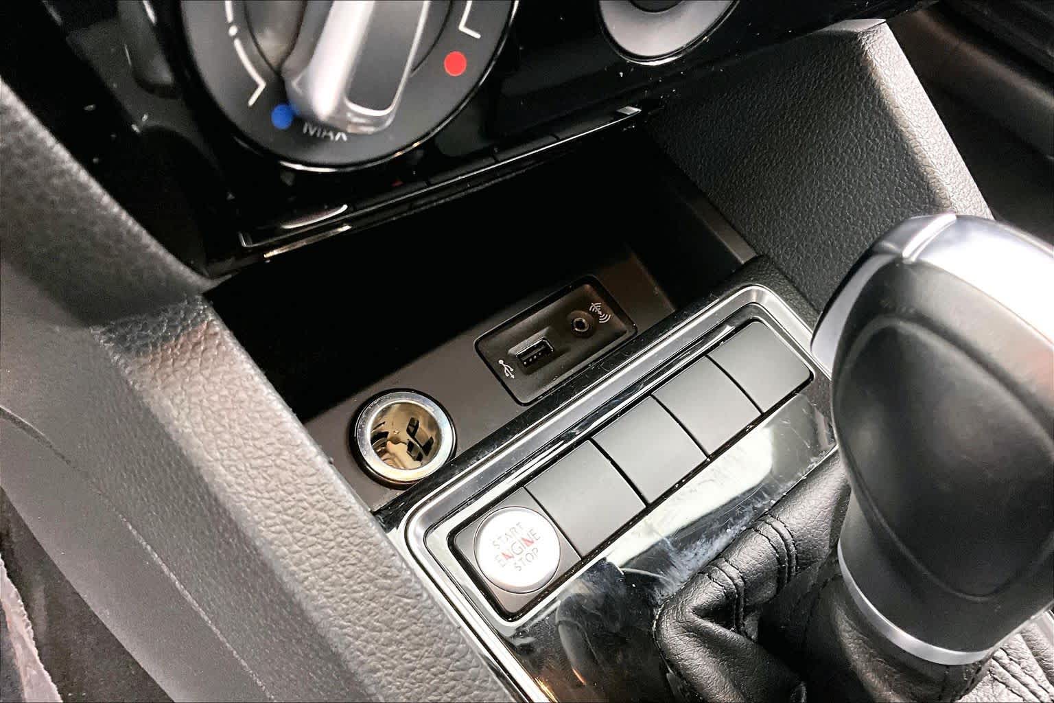 Thumbnail: 2016 Volkswagen Jetta - 27