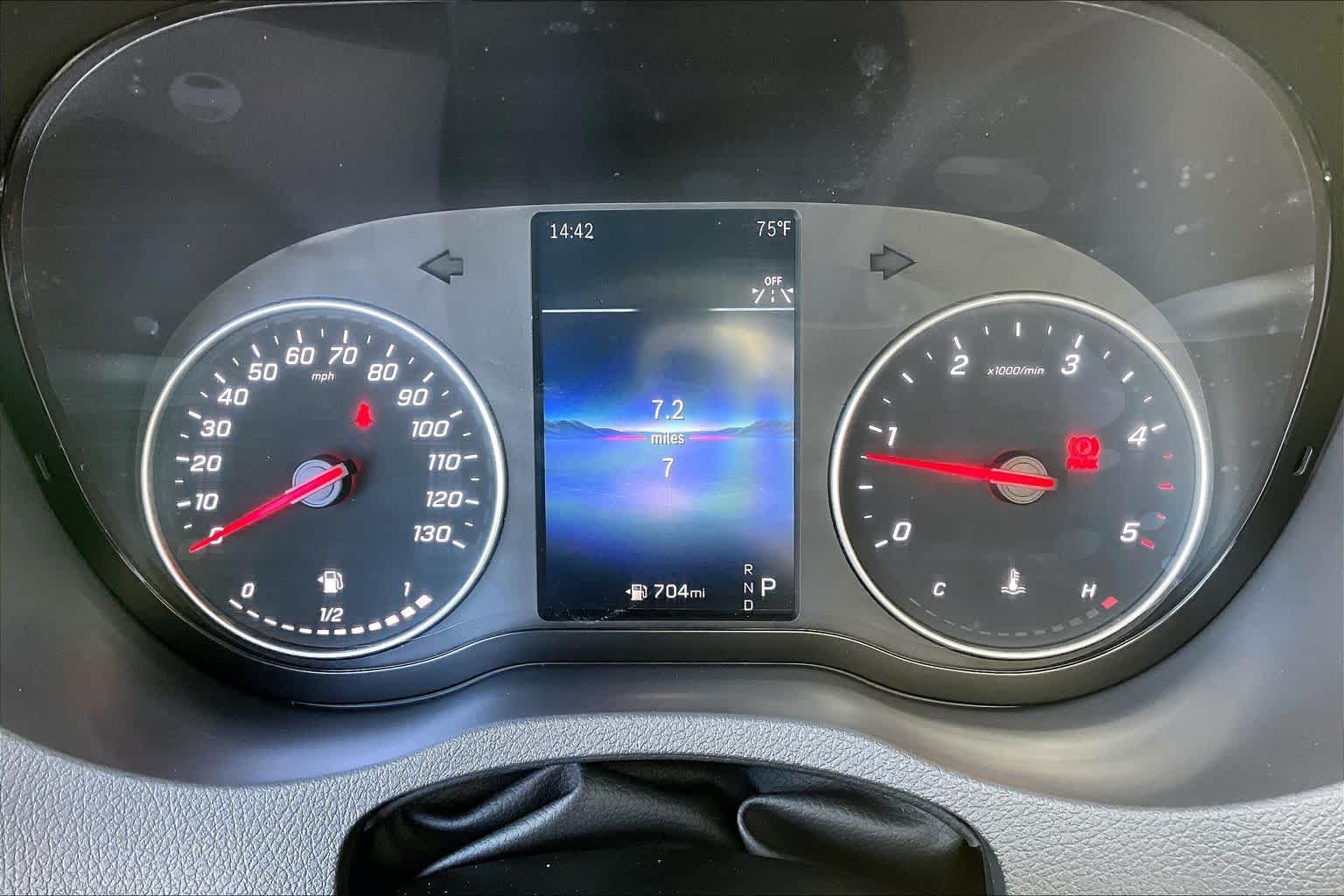 Thumbnail: 2026 Mercedes-Benz Sprinter - 17