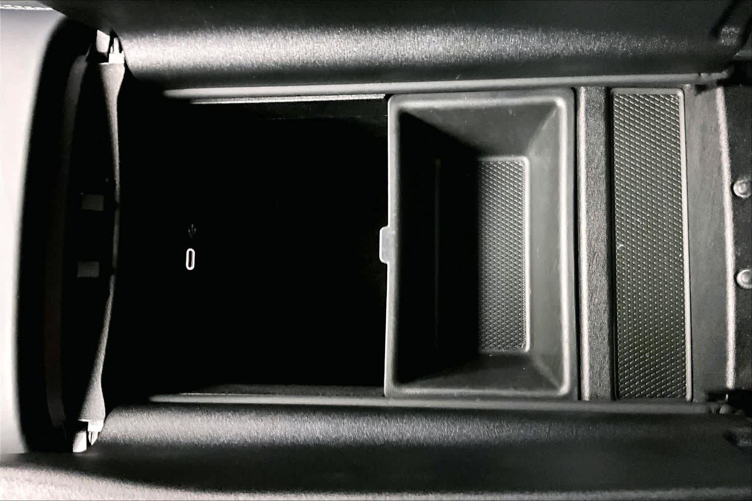 Thumbnail: 2024 Mercedes-Benz GLE - 28