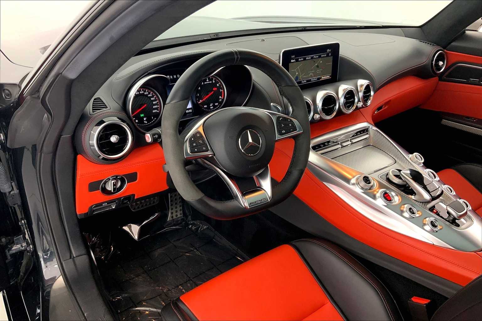 Thumbnail: 2016 Mercedes-Benz AMG GT - 2