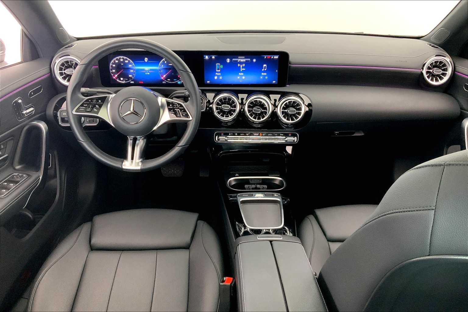 Thumbnail: 2024 Mercedes-Benz CLA - 9