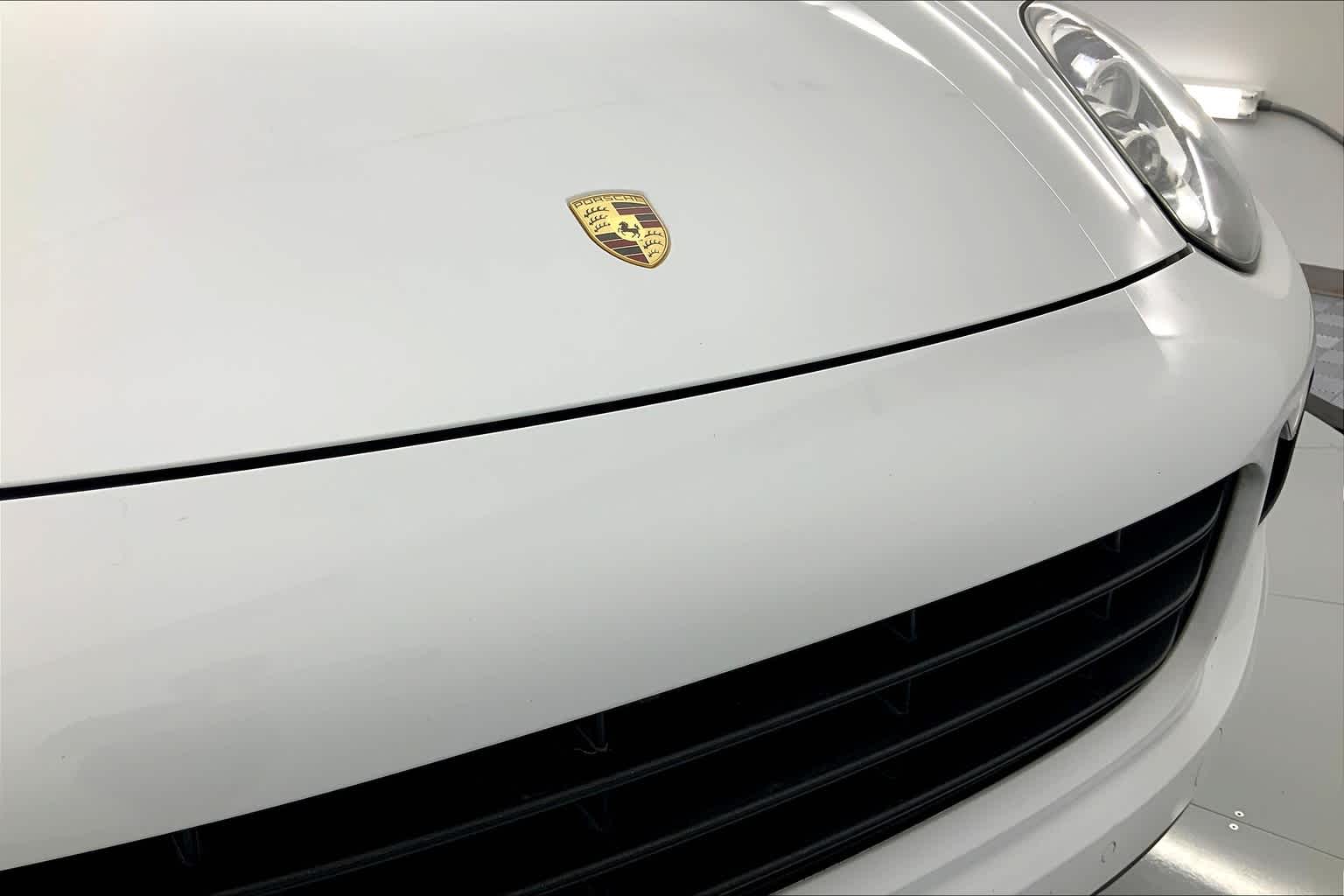 Thumbnail: 2015 Porsche Cayenne - 27