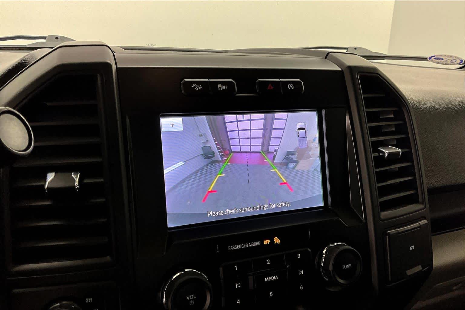 Thumbnail: 2020 Ford F-150 - 21