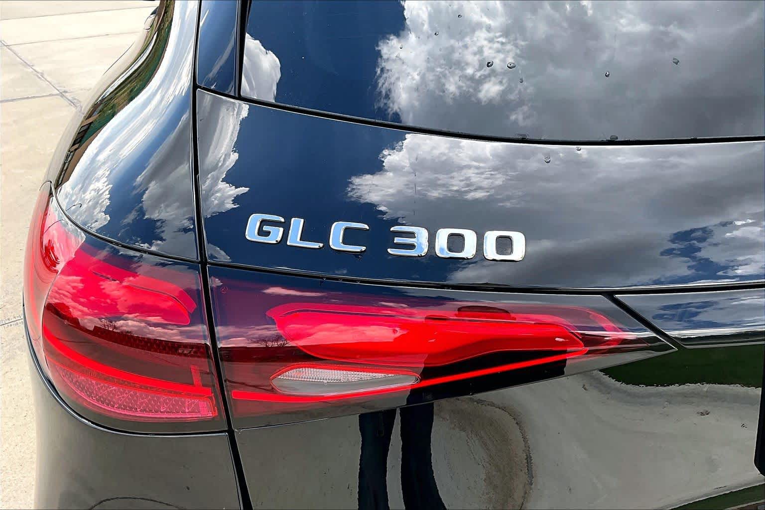 Thumbnail: 2026 Mercedes-Benz GLC - 7