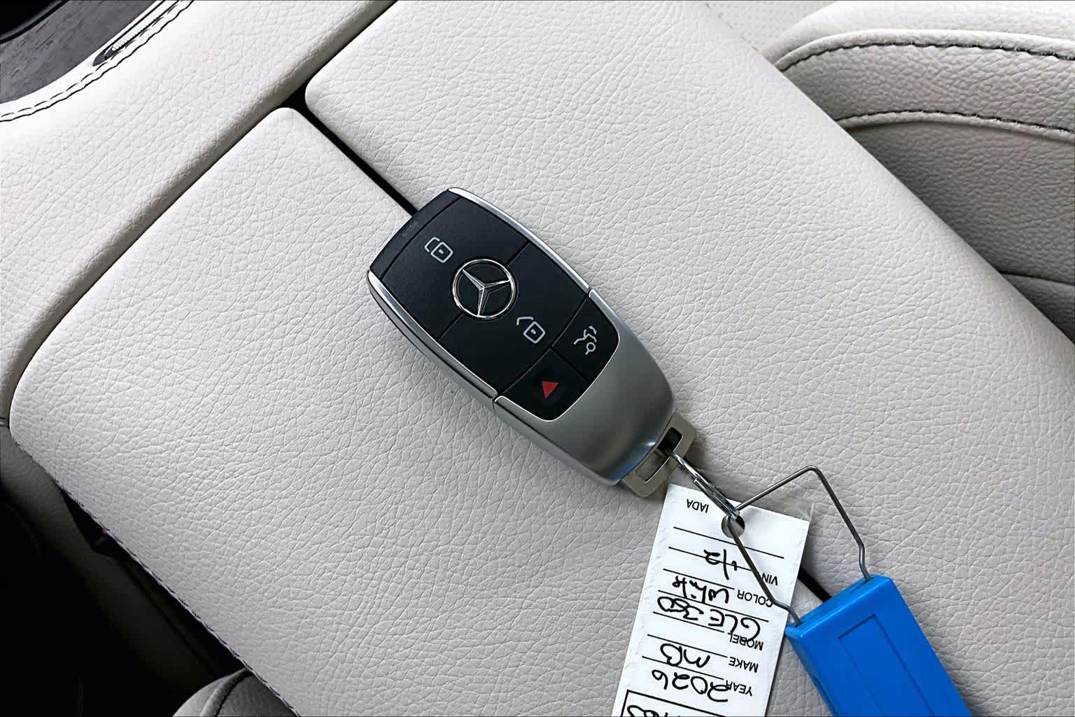 Thumbnail: 2026 Mercedes-Benz GLE - 20