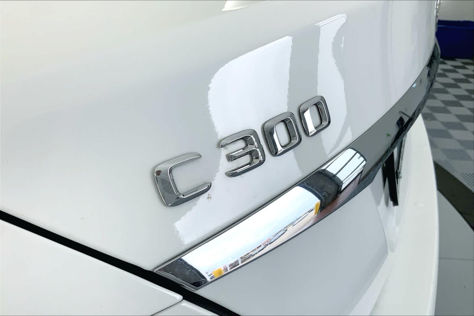 Thumbnail: 2015 Mercedes-Benz C-Class - 7