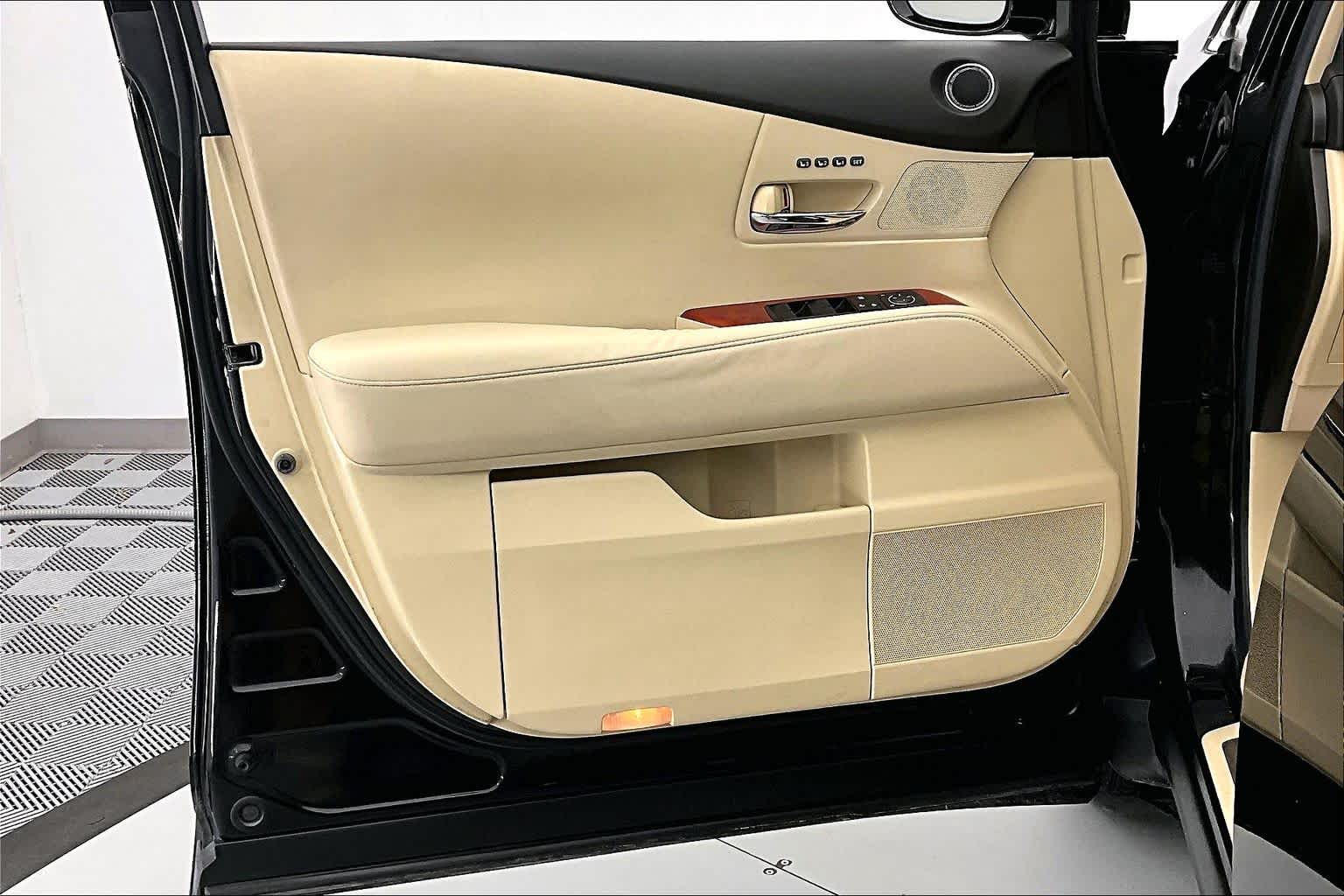 Thumbnail: 2012 Lexus RX - 22