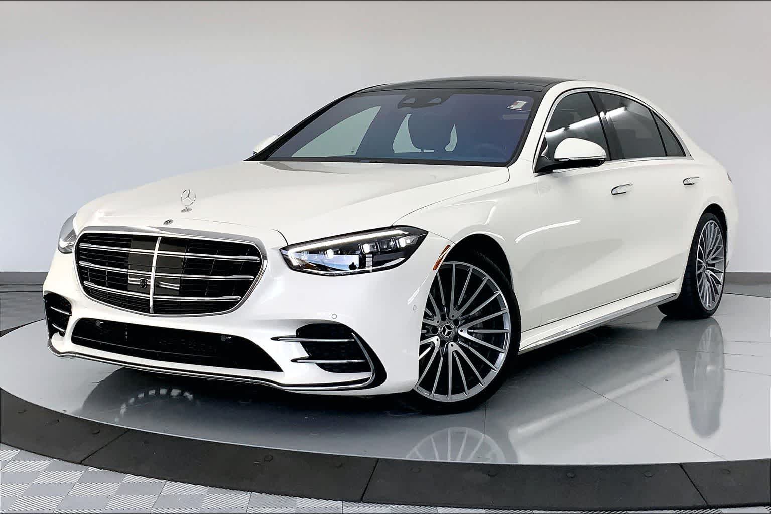 Thumbnail: 2022 Mercedes-Benz S-Class - 1