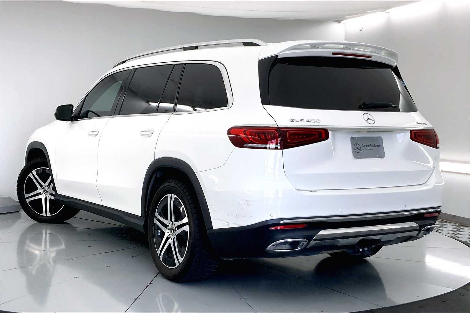 Thumbnail: 2022 Mercedes-Benz GLS - 4