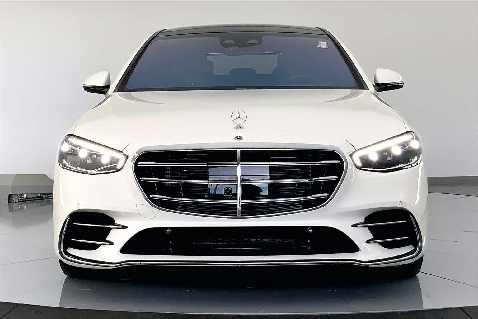 Thumbnail: 2022 Mercedes-Benz S-Class - 6