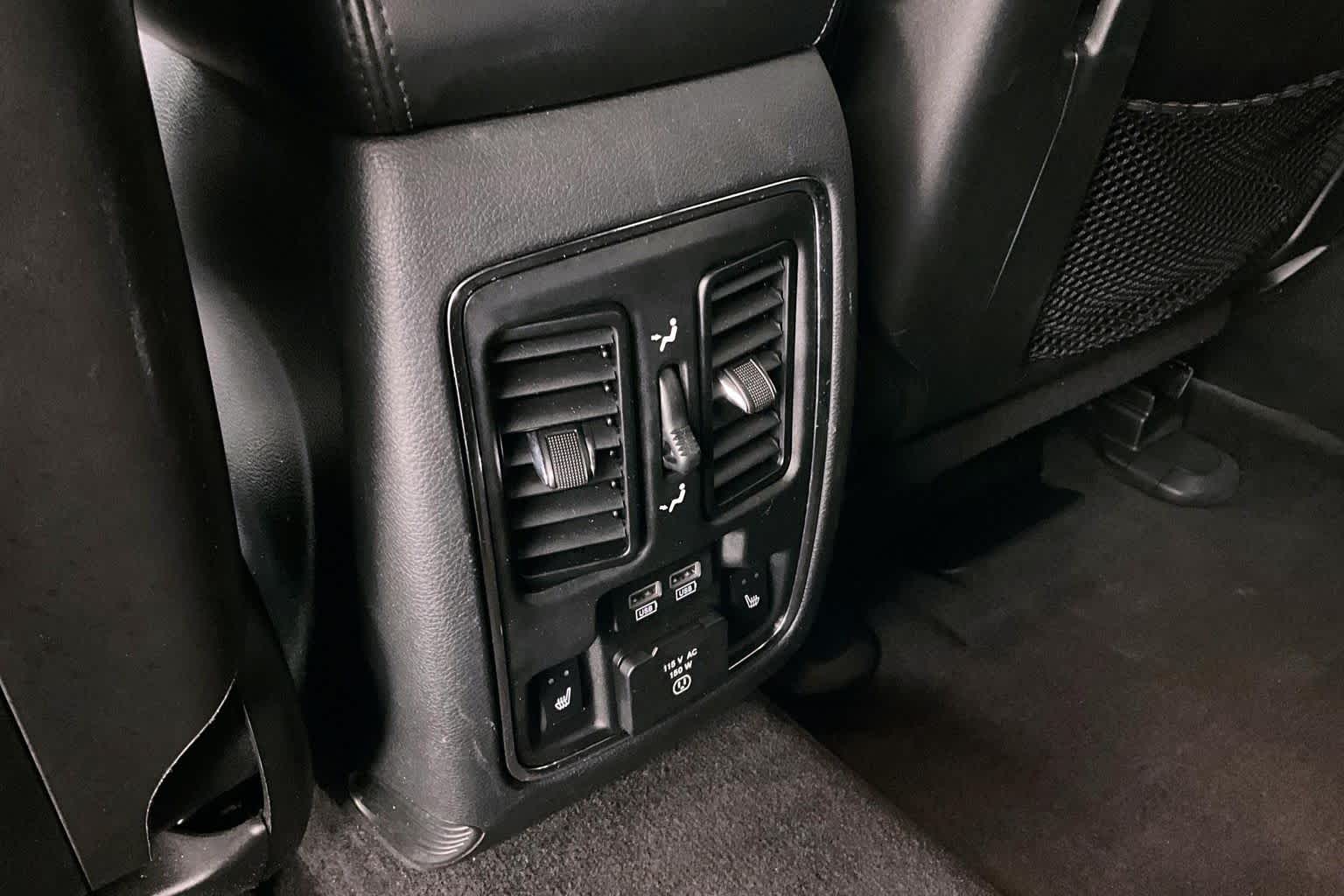 Thumbnail: 2018 Jeep Grand Cherokee - 29