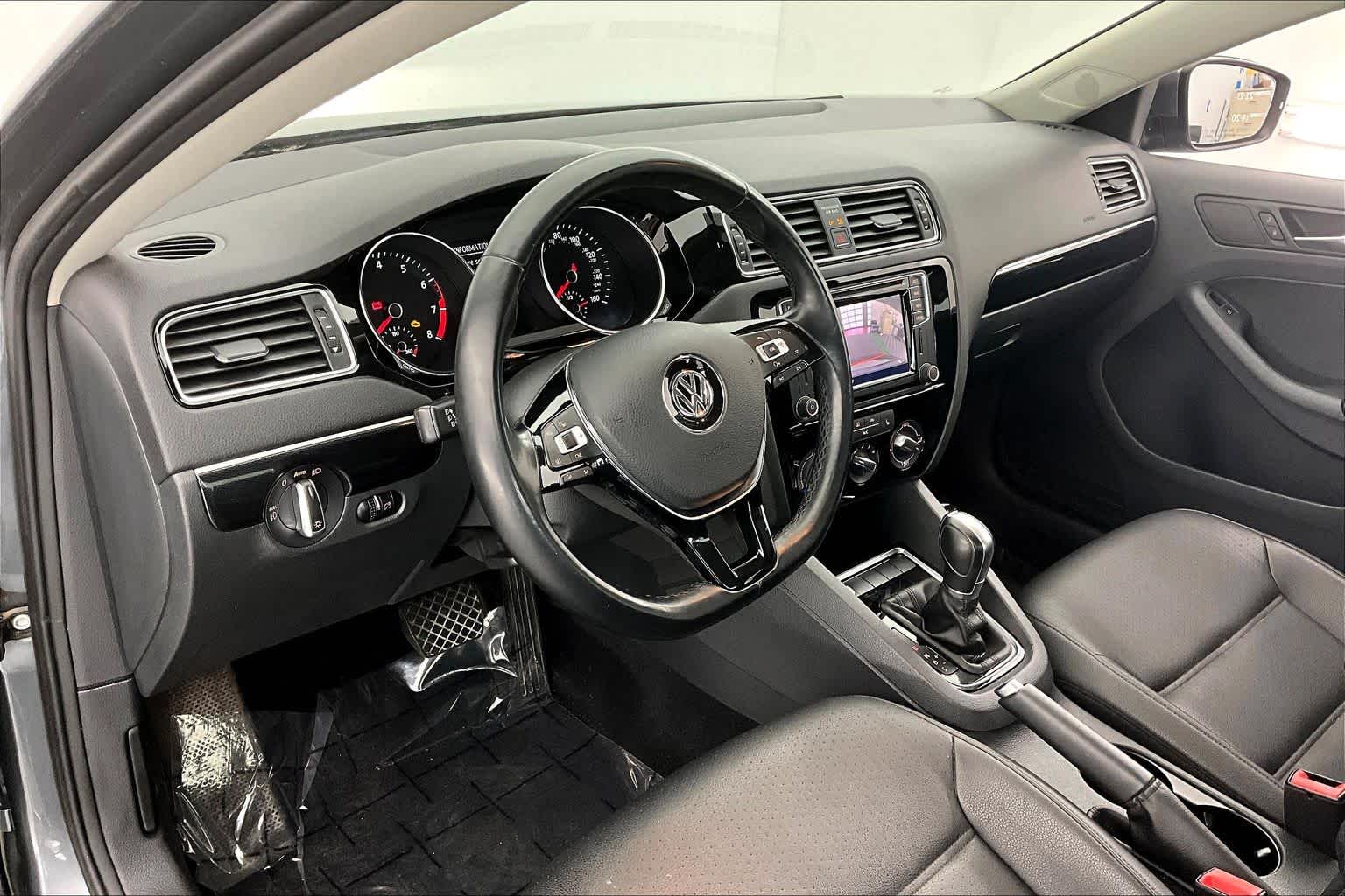 Thumbnail: 2016 Volkswagen Jetta - 2