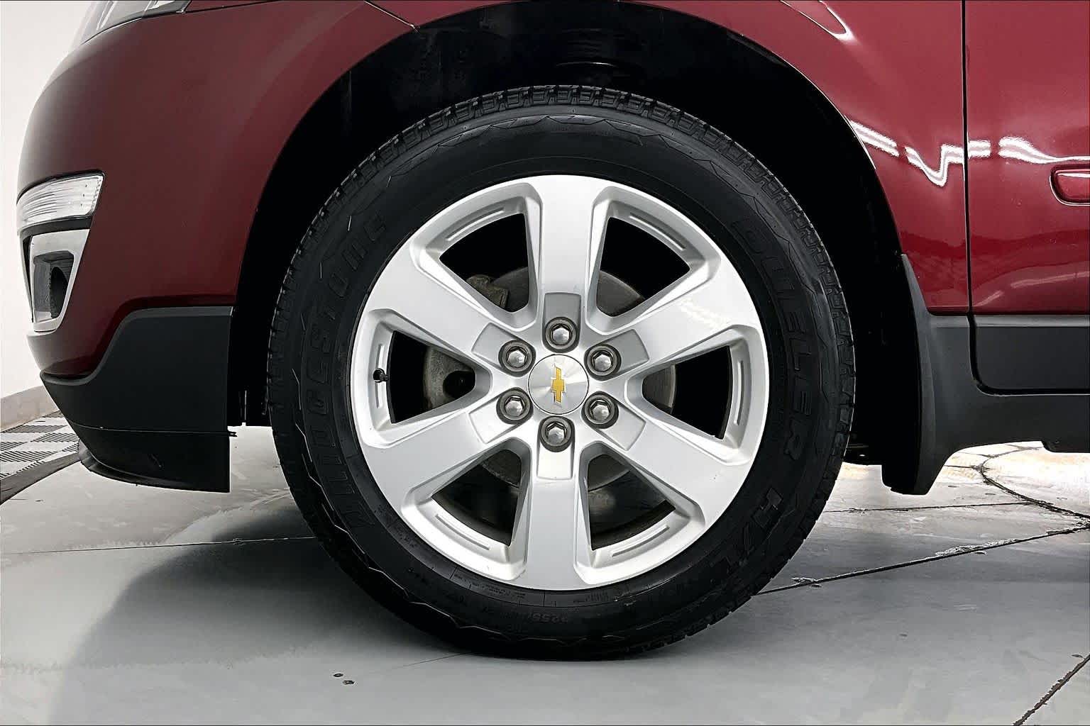 Thumbnail: 2016 Chevrolet Traverse - 8