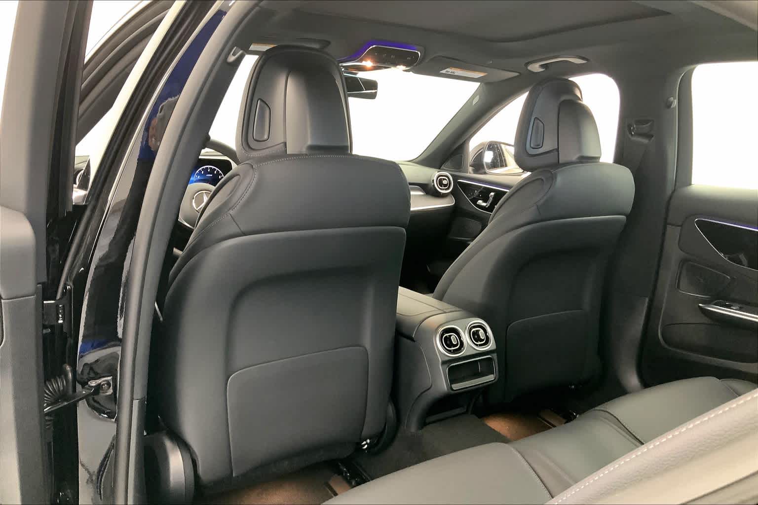 Thumbnail: 2025 Mercedes-Benz C-Class - 12