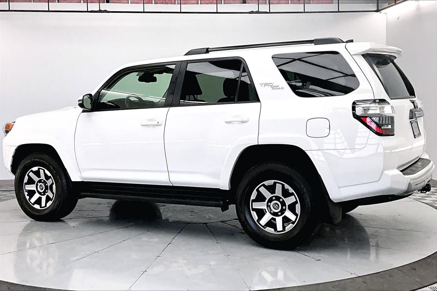 Thumbnail: 2024 Toyota 4Runner - 4