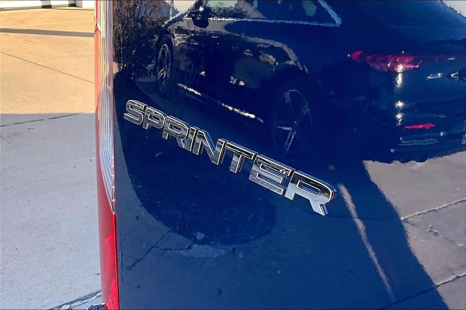 Thumbnail: 2026 Mercedes-Benz Sprinter - 7