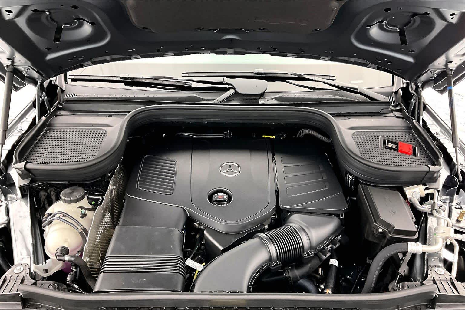 Thumbnail: 2026 Mercedes-Benz GLE - 9