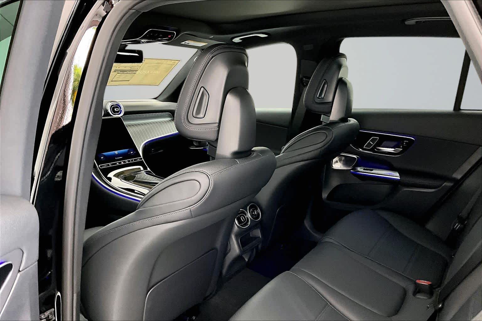 Thumbnail: 2026 Mercedes-Benz GLC - 12