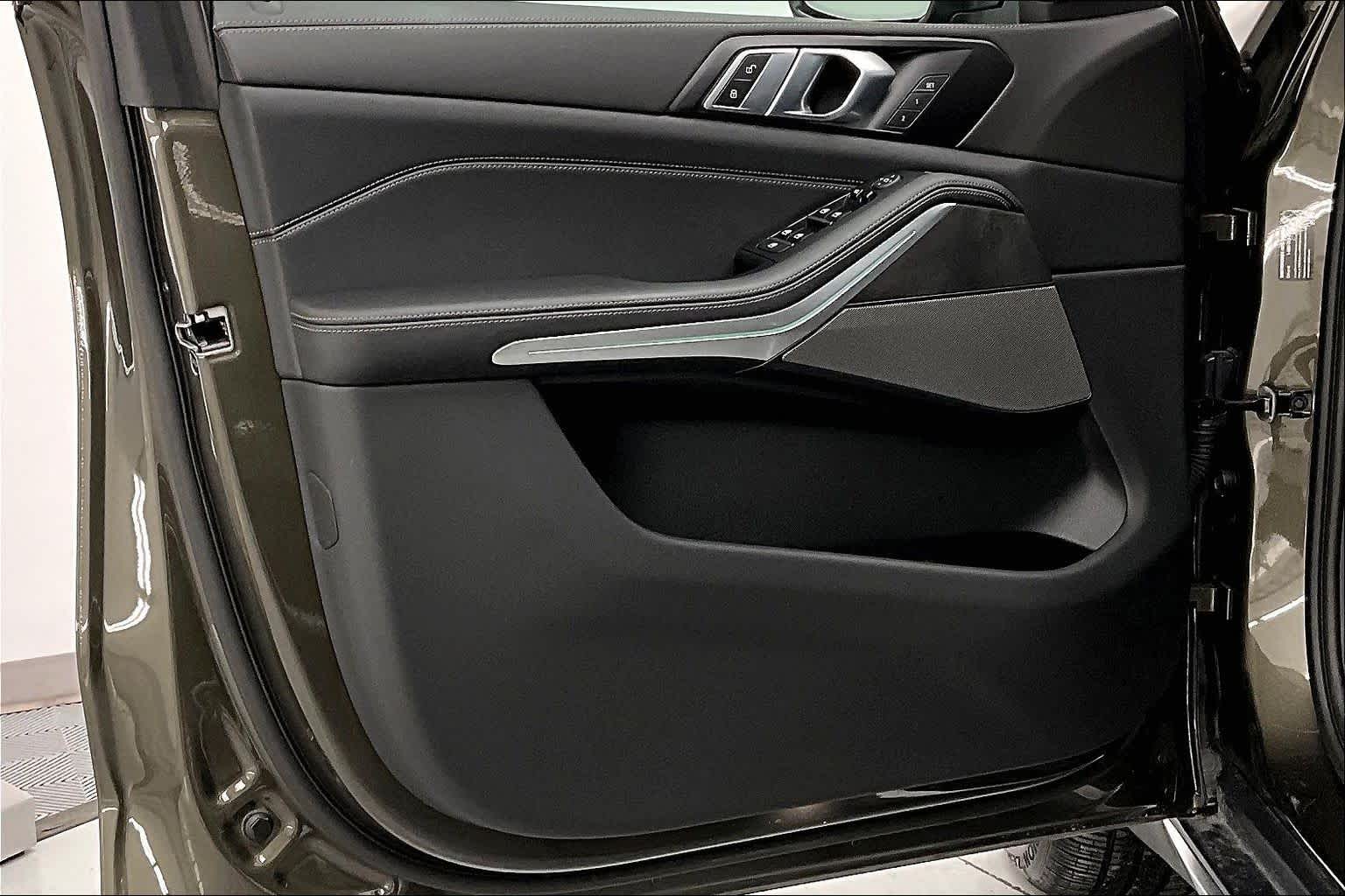 Thumbnail: 2024 BMW X5 - 23