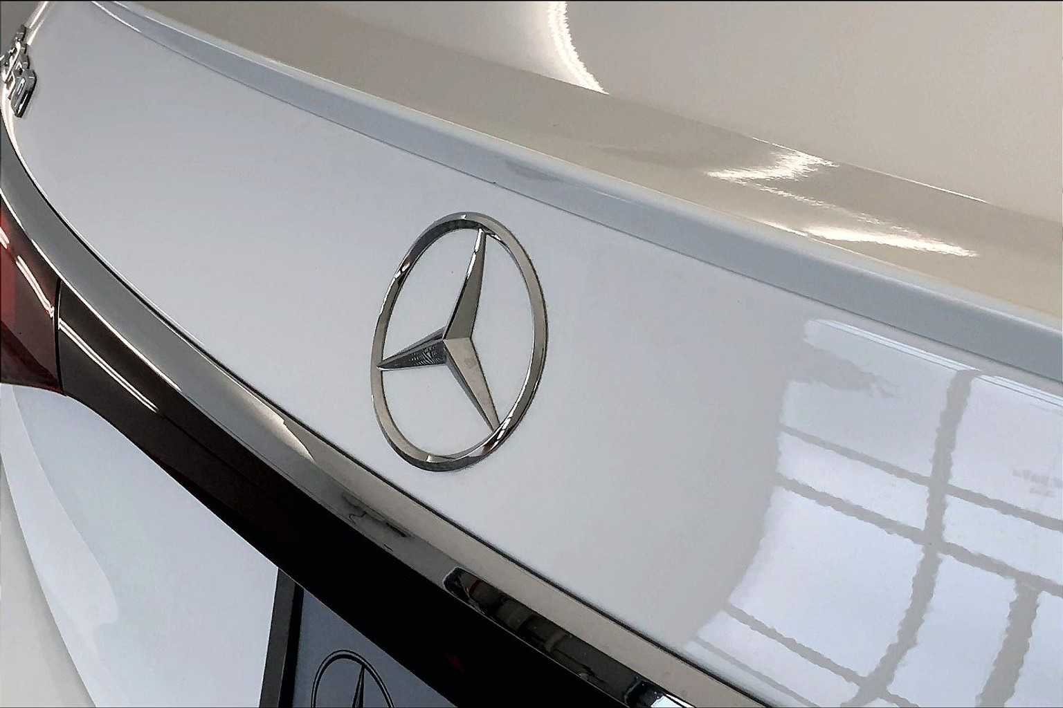 Thumbnail: 2025 Mercedes-Benz E-Class - 22