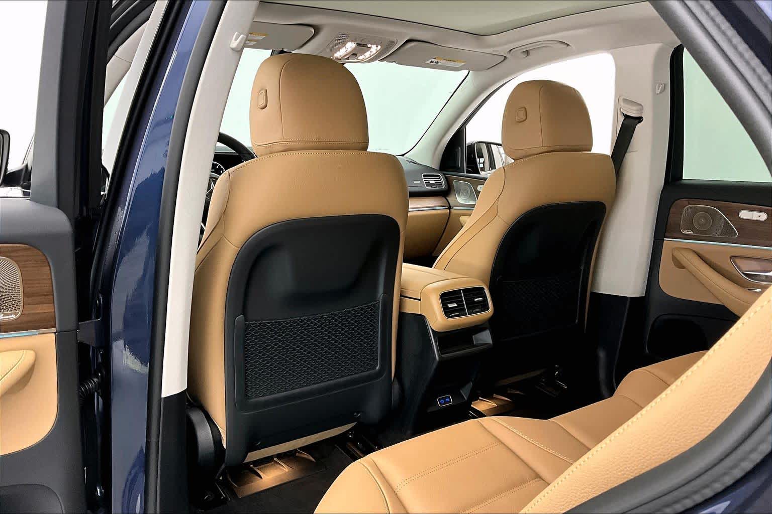 Thumbnail: 2026 Mercedes-Benz GLE - 12